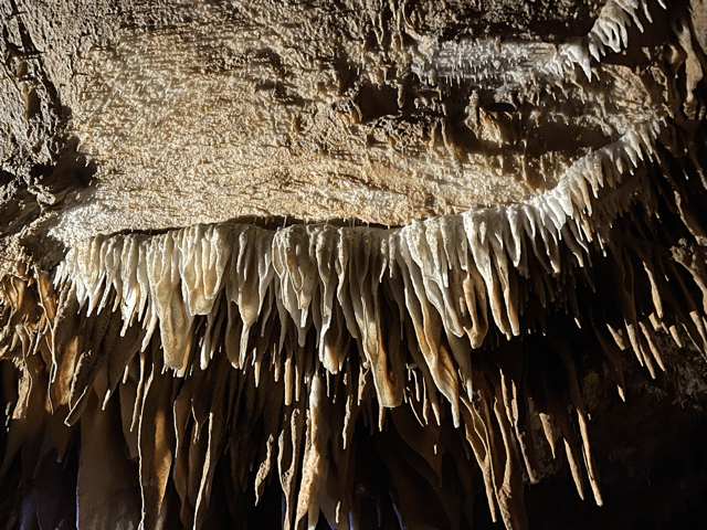 Underground Caverns Picture 2